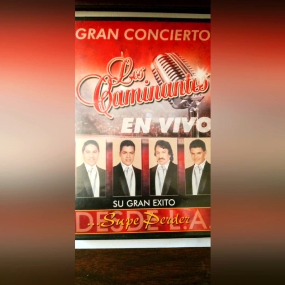 En Vivo - Su Gran Exito (Red) VHS